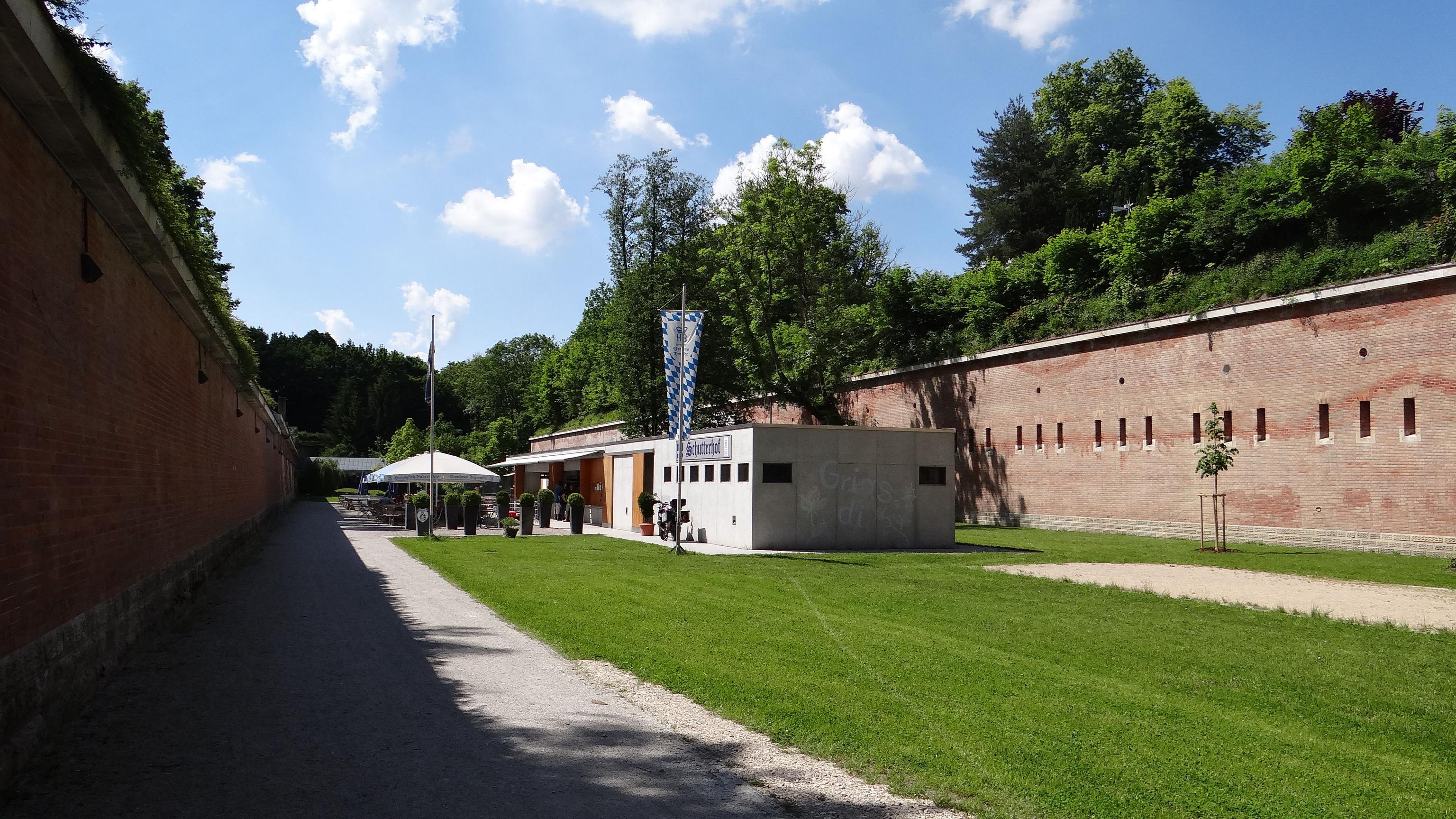 Biergarten im Schutterhof